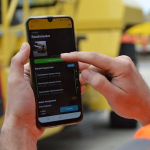 Freightliner asset inspection on the mobile app